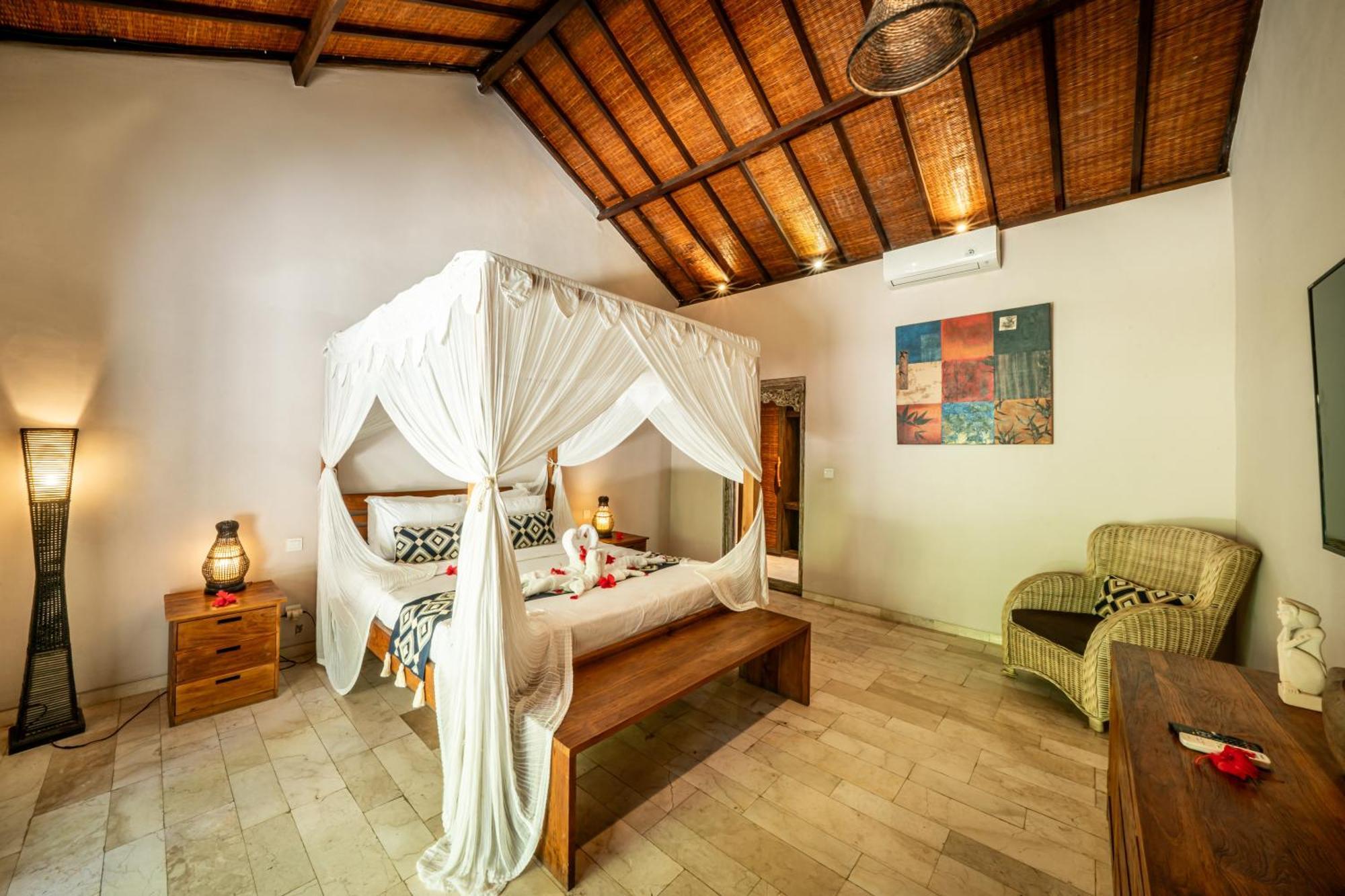 Villa Koala, 2Br Close To W, Potato Head And Shi Shi Seminyak  Bagian luar foto
