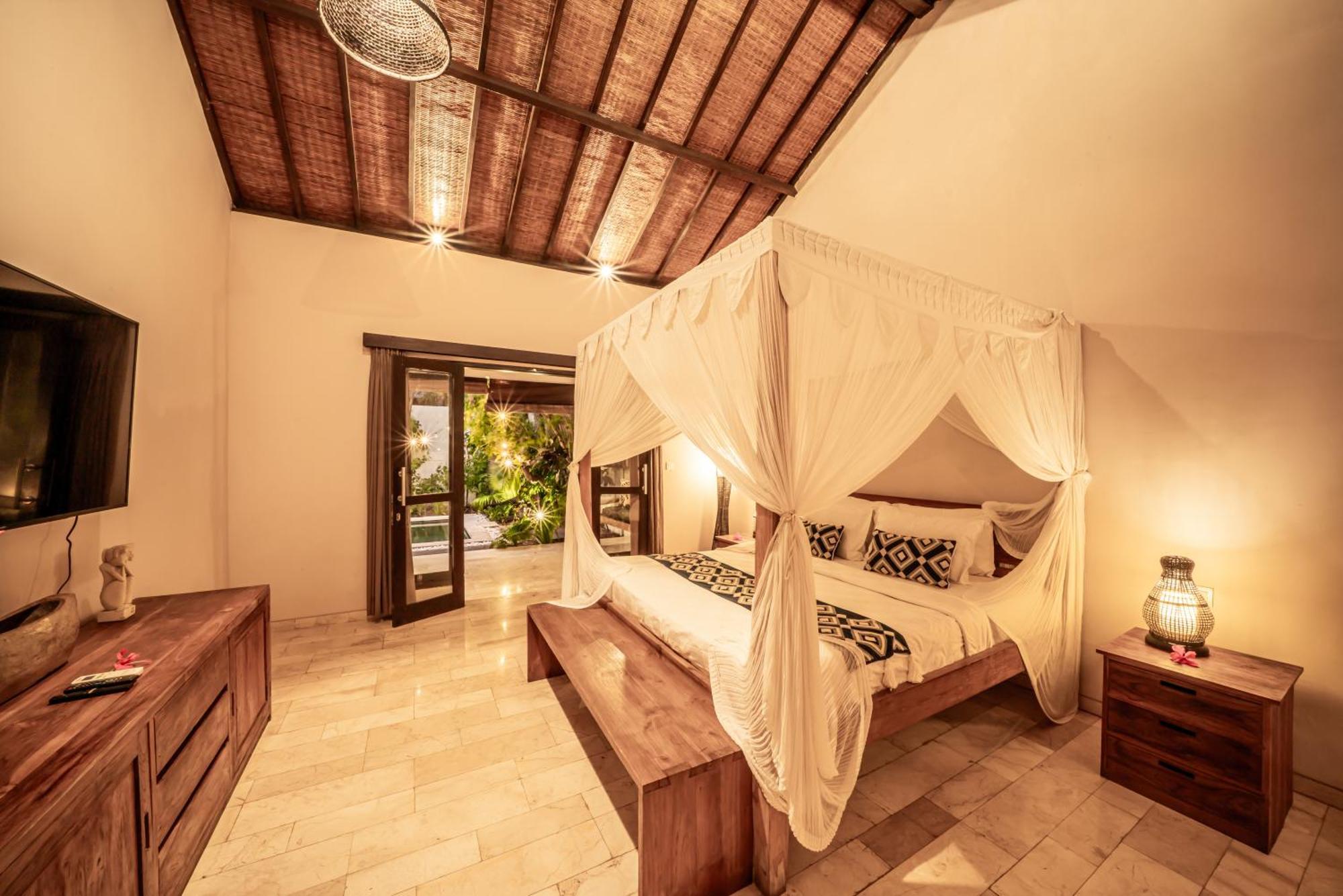 Villa Koala, 2Br Close To W, Potato Head And Shi Shi Seminyak  Bagian luar foto